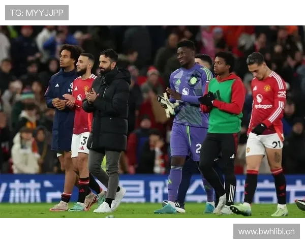 曼联近期表现回暖，但体系僵局问题持续加剧，稳定性面临考验