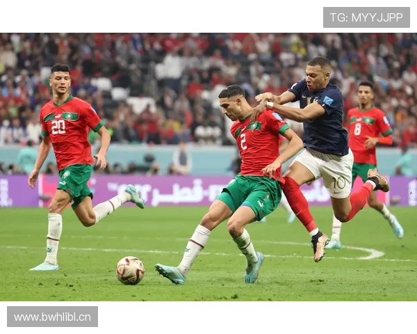 卡瓦哈尔与阿什拉夫的边后卫插上频率出现分化趋势 卡瓦哈尔与阿什拉夫的边后卫插上频率出现分化趋势