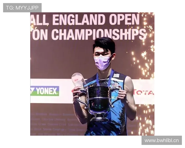 李梓嘉练羽毛球像打仗，出门却能各种瞎花钱，真是矛盾体啊！